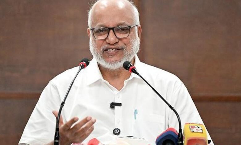 चुनाव आयुक्त तथ्यपूर्ण इस्तीफा दें, CPI(M) महासचिव का बयान