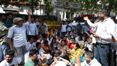 दिल्ली सरकार ने पत्रकार उत्पीड़न मामले में आरोपी अधिकारी को अतिरिक्त डीसीपी का वर्तमान ड्यूटी चार्ज रोका