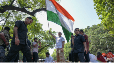ECI ने विपक्षी सांसदों की संसद की अनेक्स में बैठक की मांग को बताया प्रोटोकॉल के खिलाफ