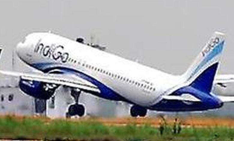 इंफ्लेशन के बीच IndiGo ने तीसरी बार बढ़ाया ईंधन अधिभार