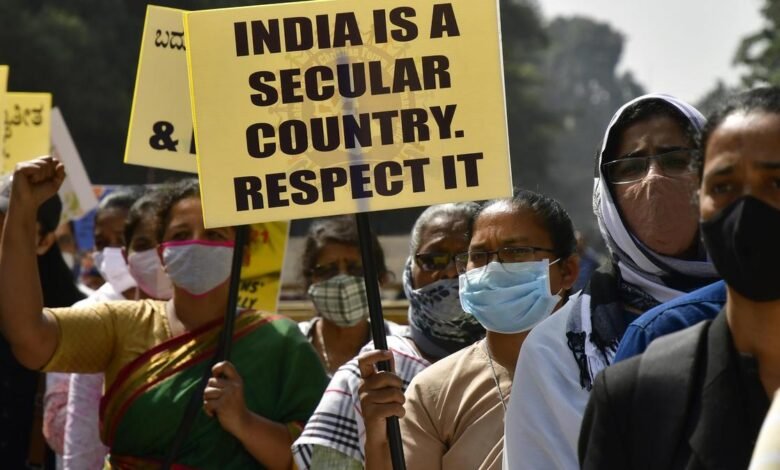 कर्नाटक सरकार पर दबाव: गाय हत्या और परिवर्तन विरोधी कानून वापसी की मांग बढ़ी