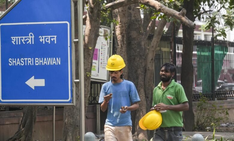सुप्रीम कोर्ट ने केंद्रीय सचिवालय पुस्तकालय के स्थानांतरण की जानकारी मांगी