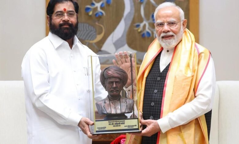 शिंदे ने महाराष्ट्र के सूखे पर पीएम मोदी से की मुलाकात, किसानों के समर्थन का आश्वासन