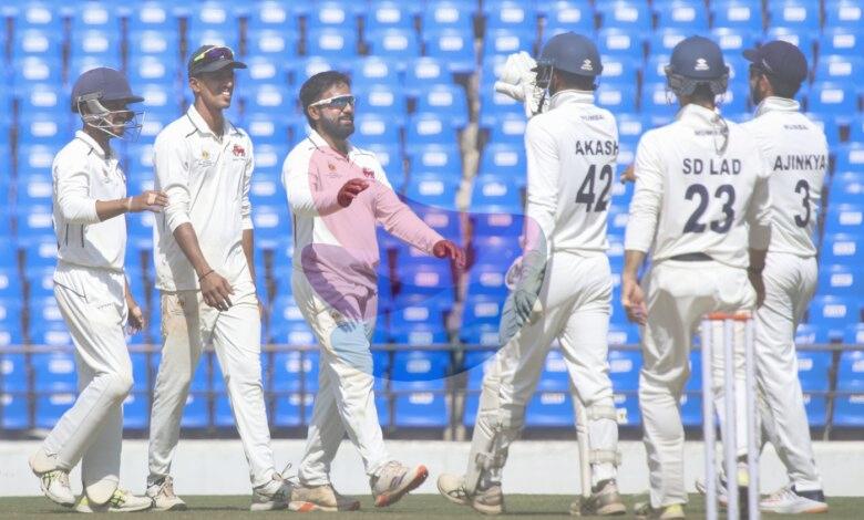 Mumbai introduces contract system for domestic players