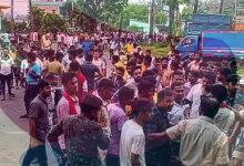 झारखंड: गोड्डा में पंचायत मुखिया पर दिनदहाड़े फायरिंग, बाल-बाल बचे, गिरफ्तारी की मांग पर ग्रामीणों ने घेरा थाना