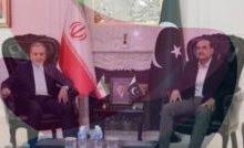 इस्लामाबाद: ईरानी विदेश मंत्री अब्बास अराग़ची की पाकिस्तानी फ़ील्ड मार्शल आसिम मुनीर से मुलाक़ात