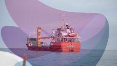 यूके का दावा- ईरान ने होर्मुज़ स्ट्रेट से जा रहे एक टैंकर पर की गोलीबारी