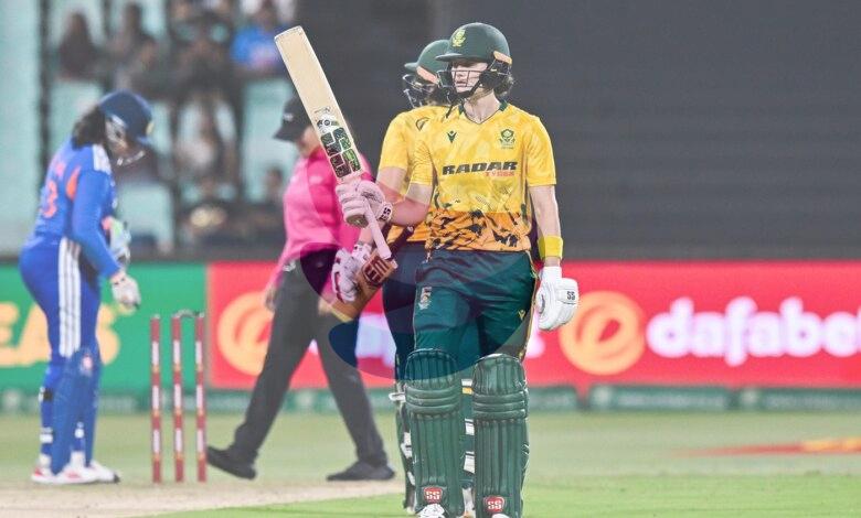 Wolvaardt, Mlaba complete comprehensive 4-1 series win for South Africa