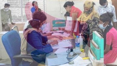 One pair of feet: women, work and TB in Mumbai