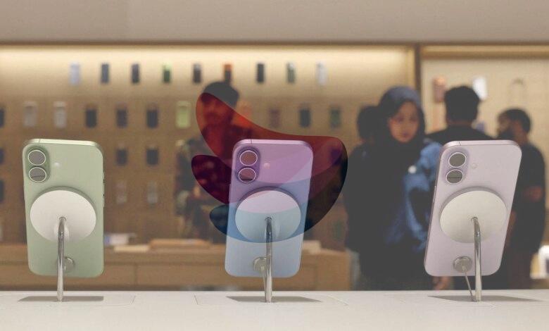 Apple beats earnings estimates with continued iPhone momentum