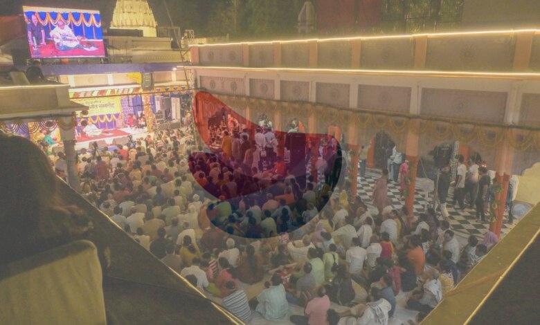 At Sankat Mochan Sangeet Samaroh, artistes of all faiths mark their attendance at Hanuman’s durbar
