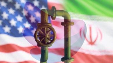 Oil rises nearly 1% as U.S. launches new strikes against Iran, supply tightens