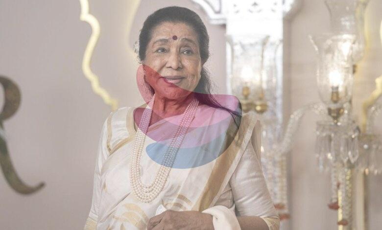 Asha Bhosle admitted to hospital due to chest infection, says her granddaughter