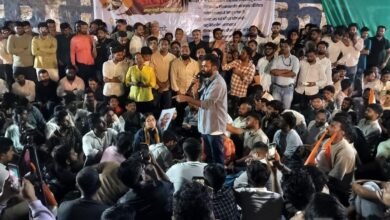 एमपीएससी आंदोलन में विरोधी समूहों के अलग-अलग 요구 सामने आए
