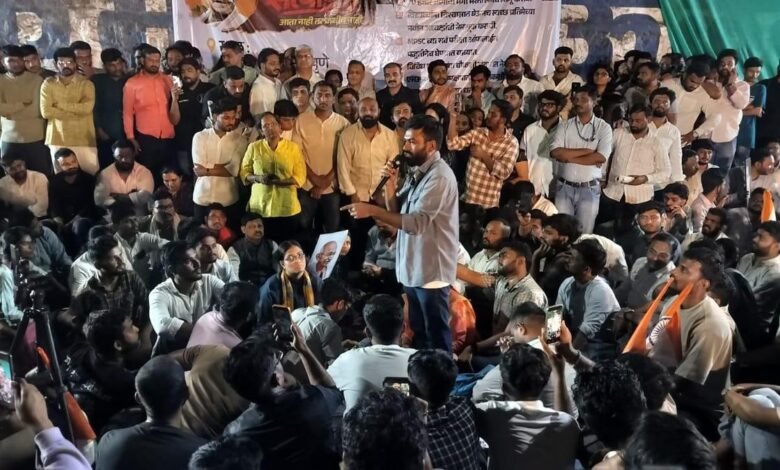 एमपीएससी आंदोलन में विरोधी समूहों के अलग-अलग 요구 सामने आए