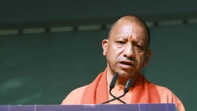 योगी आदित्यनाथ का अखिलेश यादव पर राजसभा सीट बेचने का आरोप