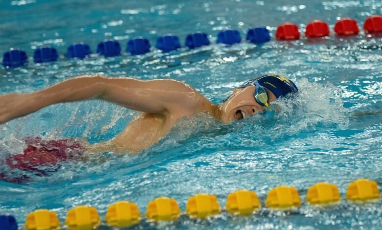 Read more to find out how to care for your ears after swimming! (Pexel)