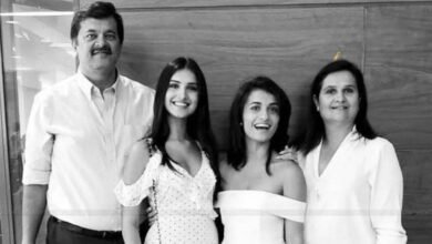 तारा สुतारिया ने बताया कैसे माता-पिता ने उन्हें और जड़वा बहन को बराबरी से पाला