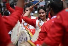 पुणे की नासिक ढोल टीम के केरल के त्रिपुनिथुरा में अथचमयम रैली में भाग लेने पर विवाद