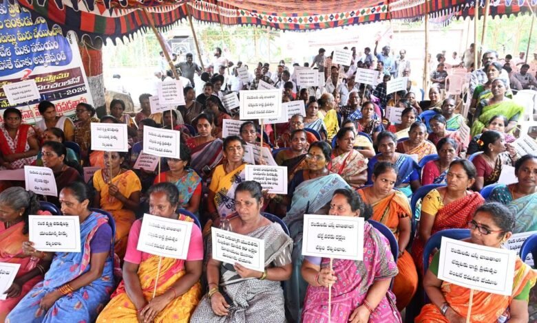 विशाखापत्तनम में राजाका समुदाय ने अनुसूचित जाति दर्जे की मांग को लेकर प्रदर्शन किया