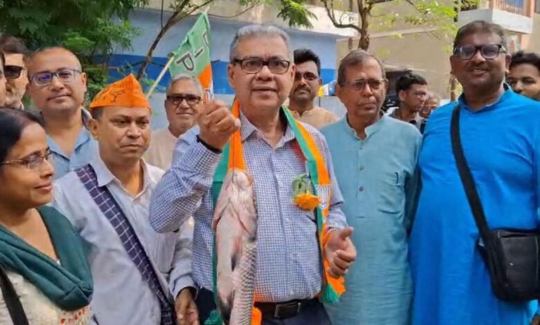 बंगाल में BJP ने मछली को बढ़ावा दिया, शाकाहार से दूरी बनाई